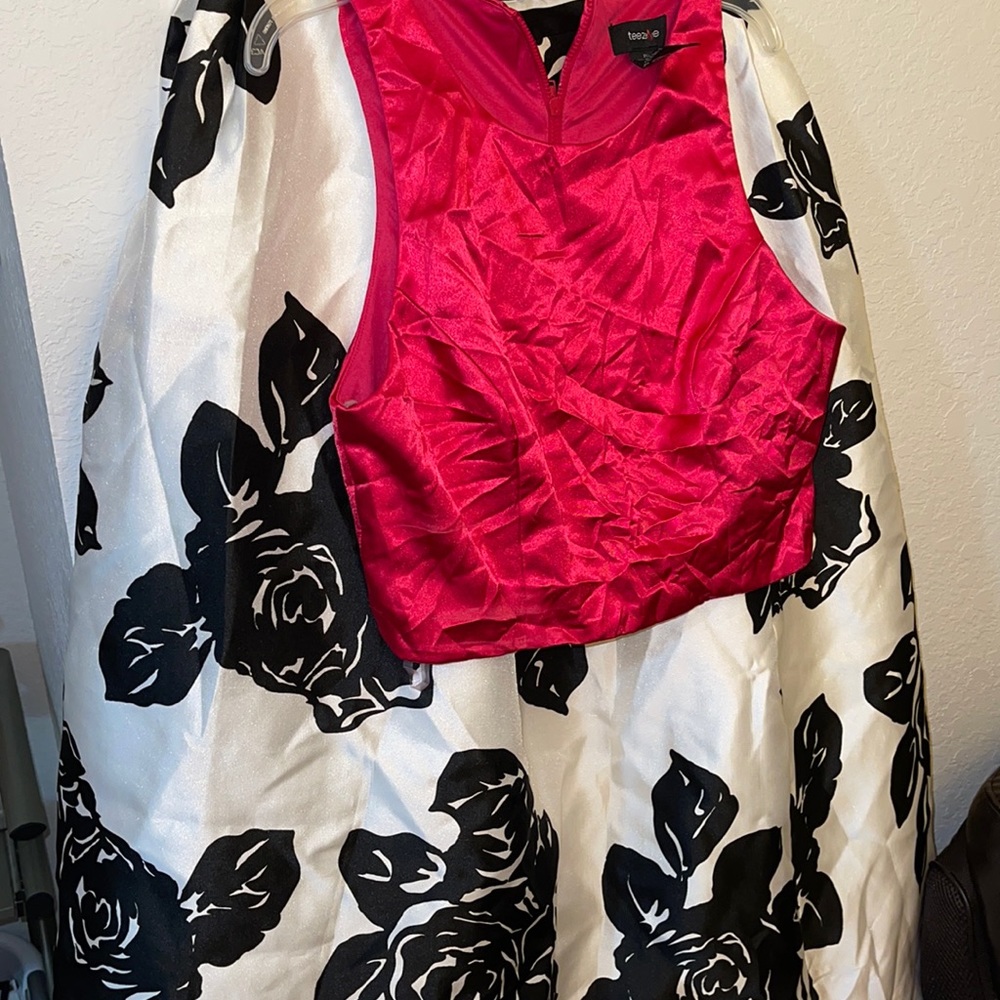 Two piece Skirt set